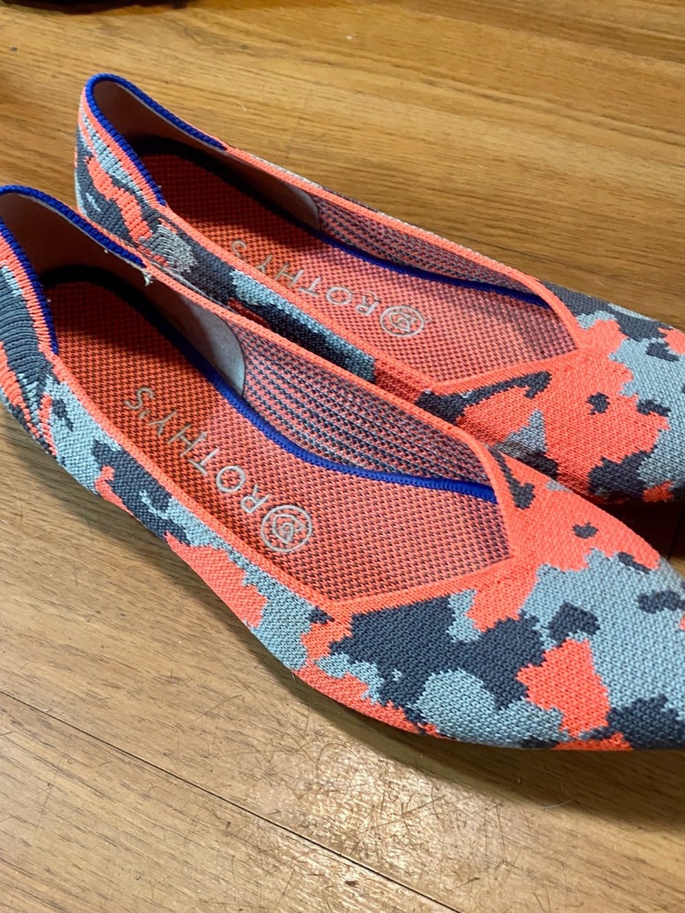 Rothy's Coral and Gray Camo Knit Flats